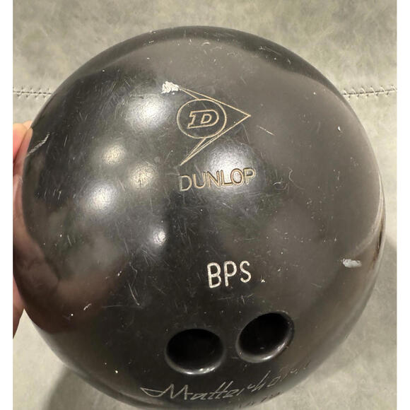 Vintage Dunlop Matterhorn Bowling Ball (14.4 lbs) with Leather Bag - Picture 4 of 15